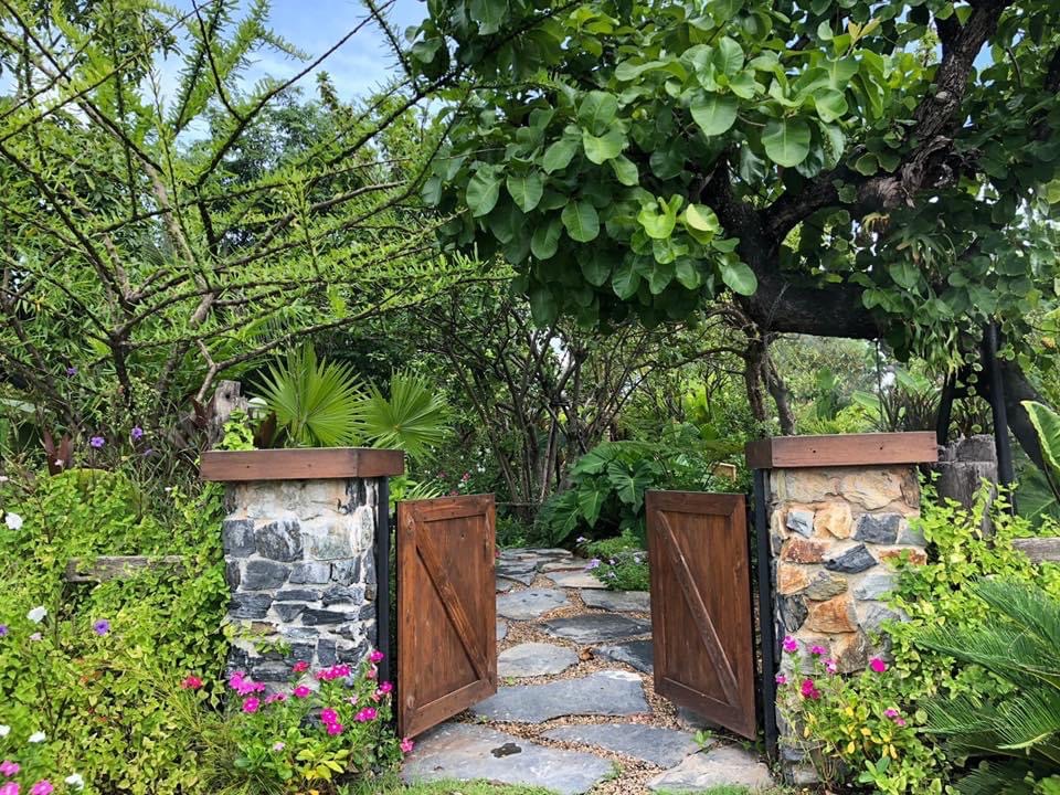 flagstone for house entrance and driveway หินกาบฟรีฟอร์ม ปูพื้นปูผนัง